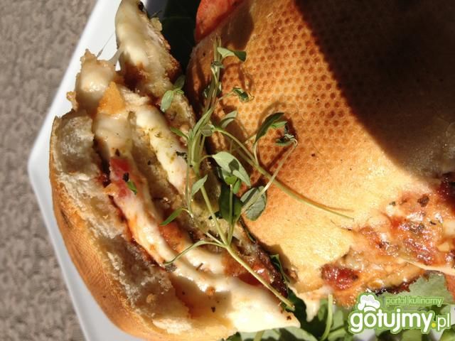 Zapiekana kanapka rodem z Toskanii 