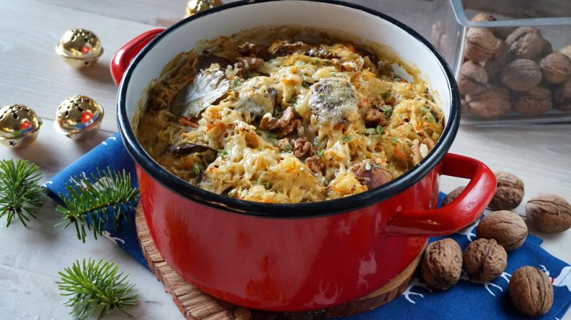 Zapiekana kapusta z grzybami i orzechami Zapiekana kapusta z grzybami i orzechami