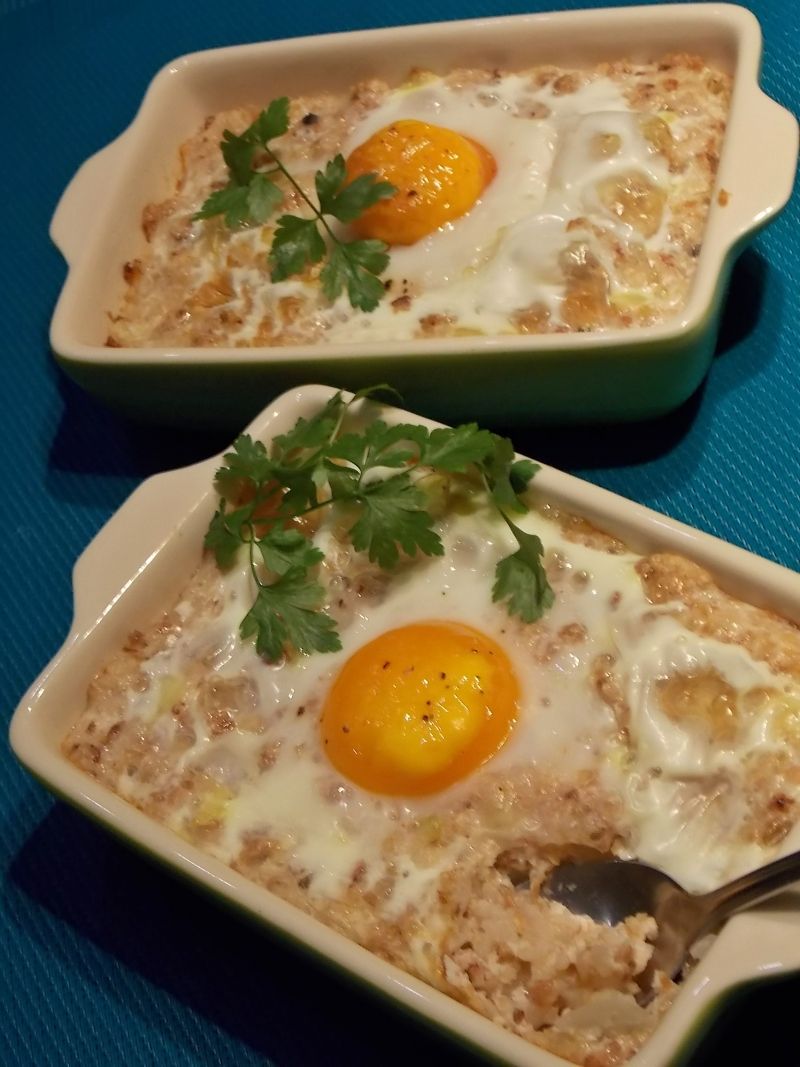 Zapiekana kasza gryczana z twarogiem i jajkiem Zapiekana kasza gryczana z twarogiem i jajkiem