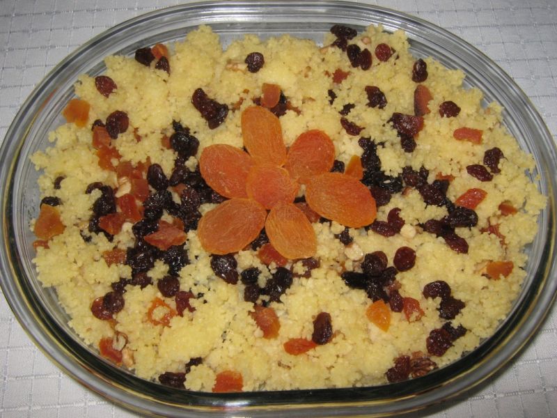 Zapiekana kasza kuskus z bakaliami Zapiekana kasza kuskus z bakaliami