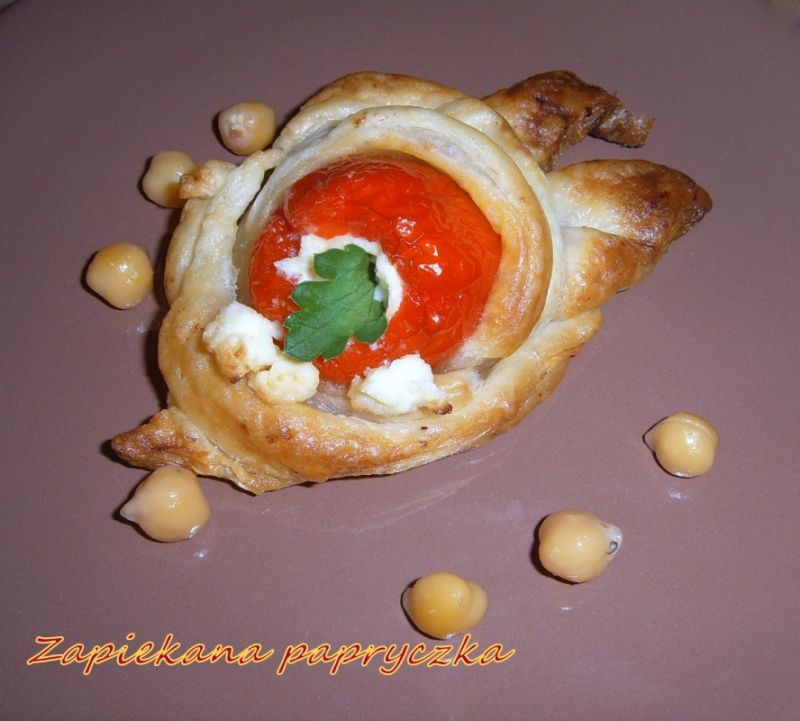 Zapiekana papryczka czereśniowa Zapiekana papryczka czereśniowa