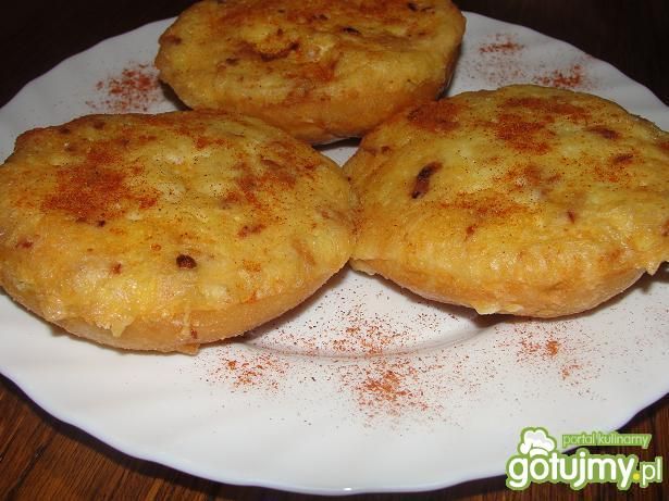 Zapiekane bułki z masą jajeczno- serową 