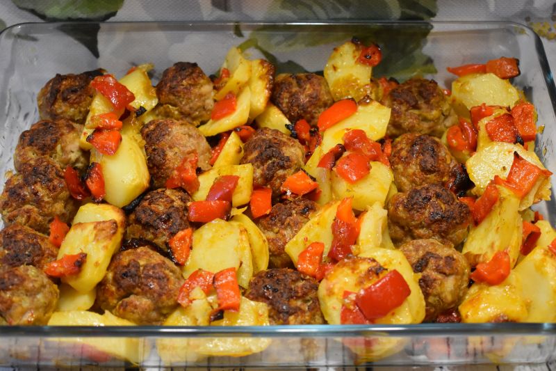 Zapiekane kotlety z papryką Zapiekane kotlety z papryką