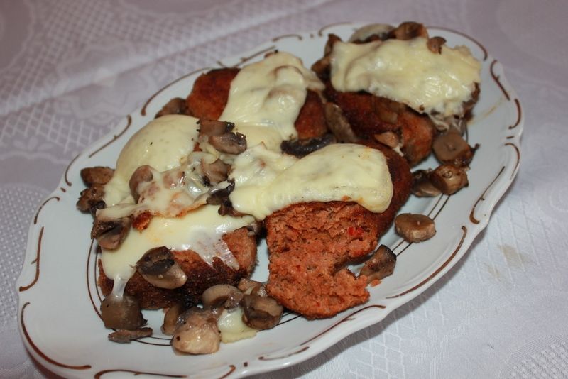 Zapiekane mielone z serem Zapiekane mielone z serem