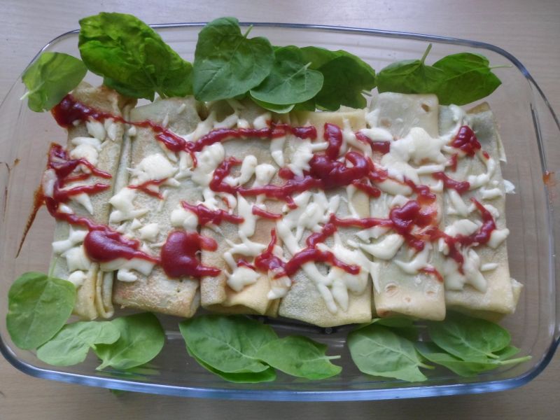 Zapiekane naleśniki ze świeżego szpinaku Zapiekane naleśniki ze świeżego szpinaku