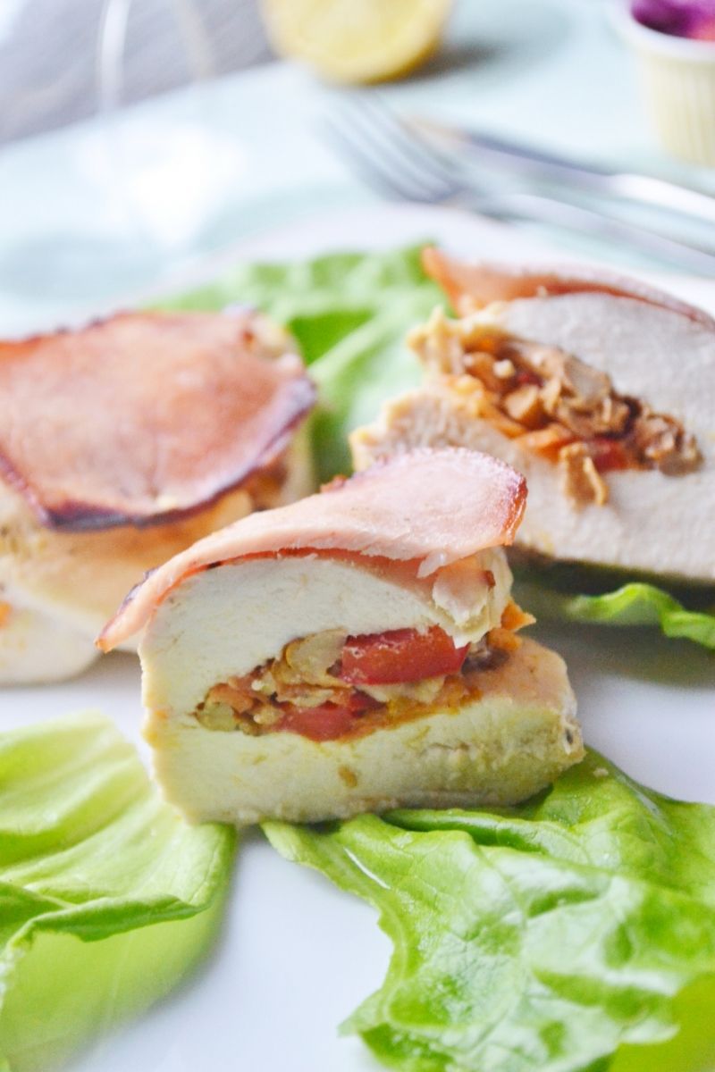 Zapiekane piersi kurczaka nadziewane warzywami Zapiekane piersi kurczaka nadziewane warzywami