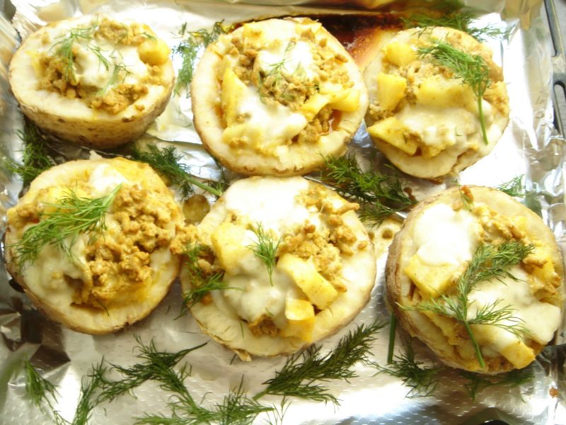 Zapiekane selery z mięsnym farszem i mozzarellą