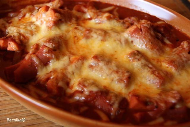 Zapiekane śniadanie w sosie łowicz