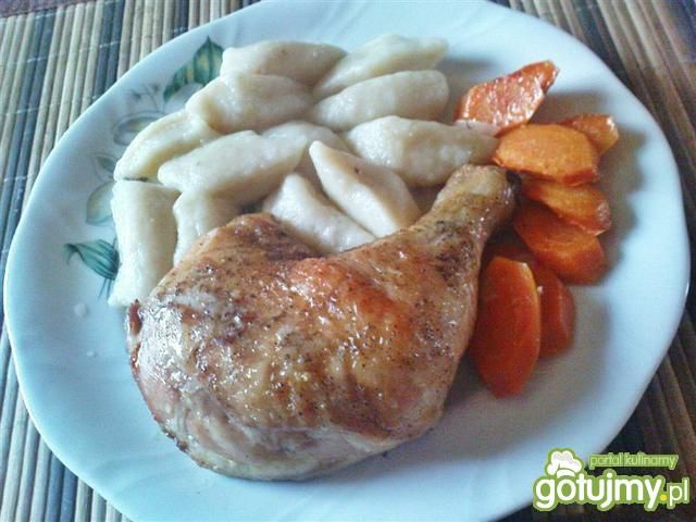 Zapiekane udko z marchewką