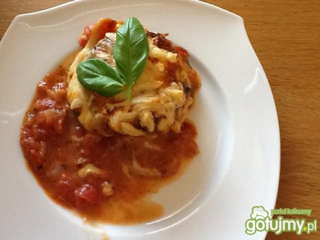 Zapiekane wieże z bakłażana