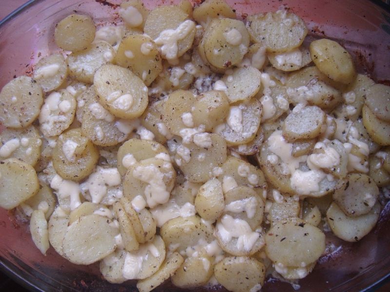 Zapiekane ziemniaczki obiadowe