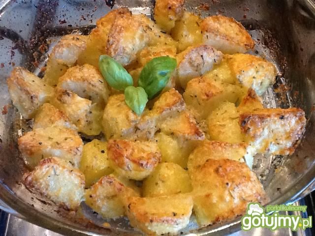 Zapiekane ziemniaczki z parmezanem Zapiekane ziemniaczki z parmezanem