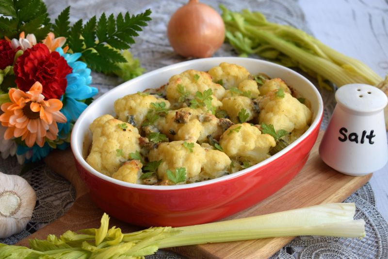 Zapiekanka kalafiorowa z bakłażanem i gorgonzolą