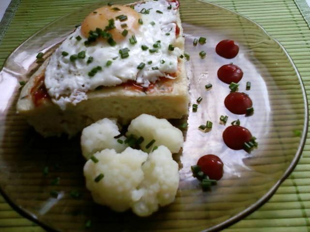 Zapiekanka kalafiorowa z jajkiem 