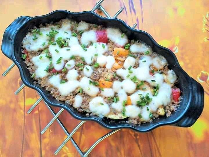 Zapiekanka kasza gryczana z warzywami i mozzarellą