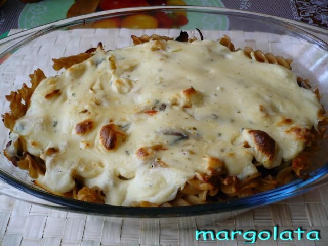 Zapiekanka makaronowa  Zapiekanka makaronowa