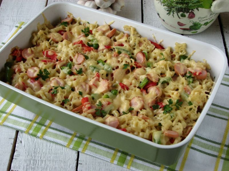Zapiekanka makaronowa