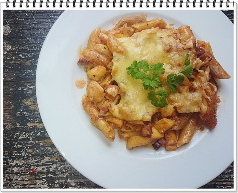Zapiekanka makaronowa Eli z dynią i boczkiem