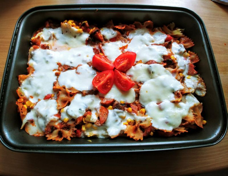 Zapiekanka makaronowa po wiejsku Zapiekanka makaronowa po wiejsku