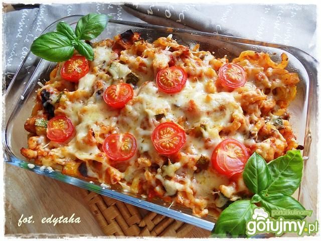 Zapiekanka makaronowa z bakłażanem