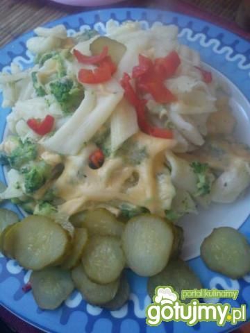 Zapiekanka makaronowa z brokułami 2