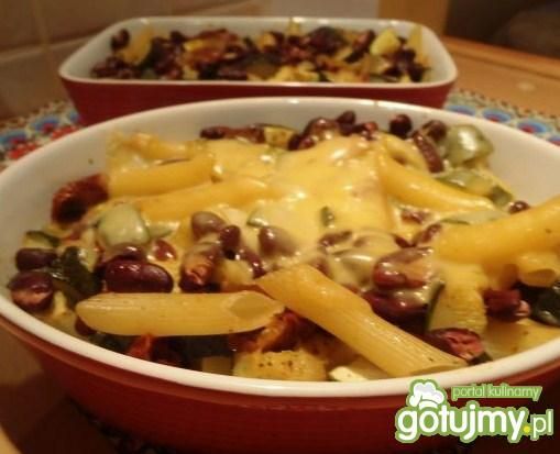 Zapiekanka makaronowa z cukinią ..