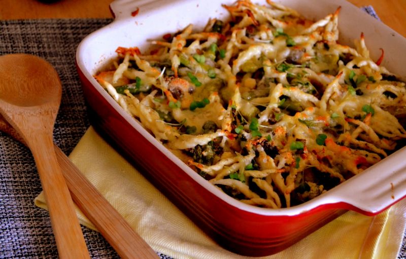 Zapiekanka makaronowa z kurczakiem i szparagami  Zapiekanka makaronowa z kurczakiem i szparagami