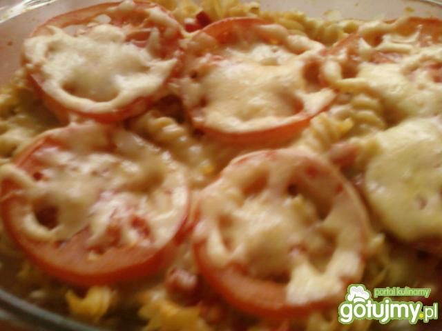 Zapiekanka makaronowa z pomidorami 3