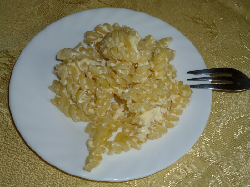 Zapiekanka makaronowa z serem Zapiekanka makaronowa z serem