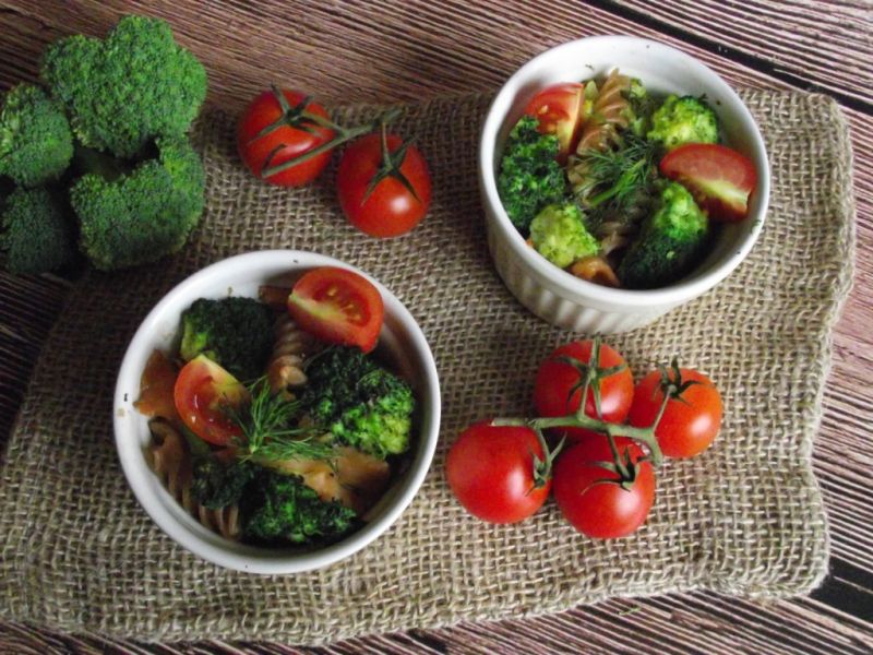 Zapiekanka makaronowa z tuńczykiem Zapiekanka makaronowa z tuńczykiem