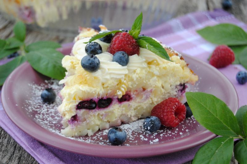 Zapiekanka makaronowo- borówkowa Zapiekanka makaronowo- borówkowa