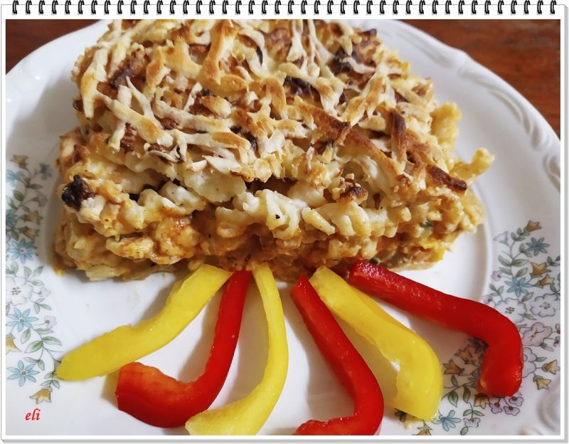 Zapiekanka makaronowo drobiowa Eli