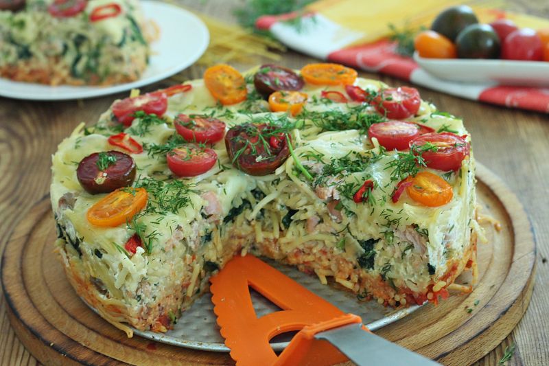 Zapiekanka makaronowo łososiowa Zapiekanka makaronowo łososiowa
