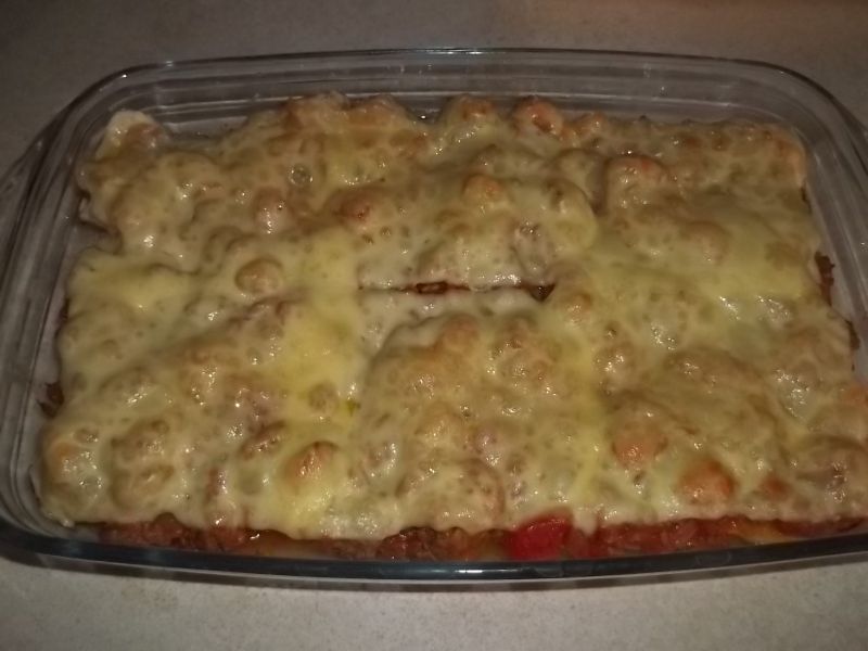 Zapiekanka mięsno - ziemniaczana Zapiekanka mięsno - ziemniaczana