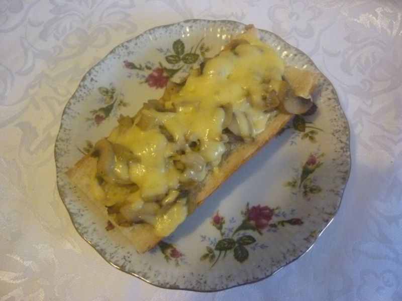 Zapiekanka na bagietce