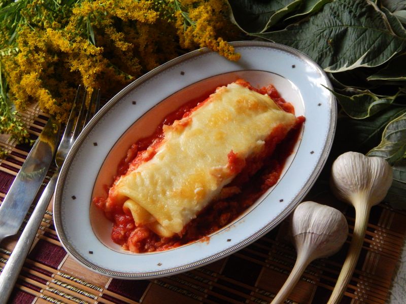 Zapiekanka naleśnikowa z cukinią