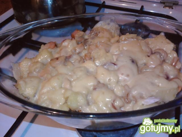 Zapiekanka parówkowa z ziemniakami Zapiekanka parówkowa z ziemniakami