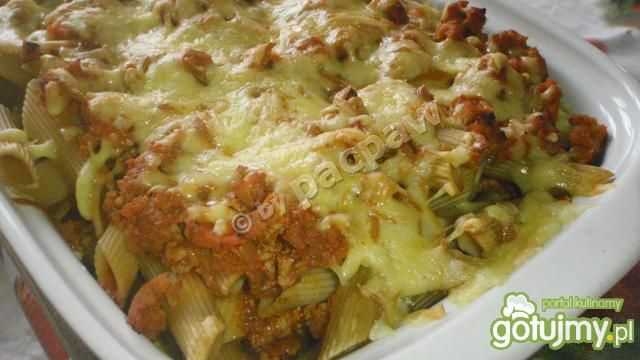 Zapiekanka pełnoziarnista po bolońsku Zapiekanka pełnoziarnista po bolońsku