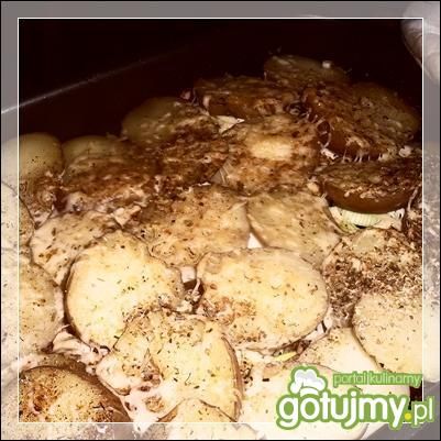 Zapiekanka rybna w sosie serowym Zapiekanka rybna w sosie serowym