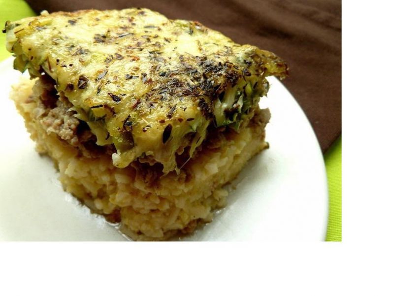 Zapiekanka ryżowa z mięsem mielonym i cukinią Zapiekanka ryżowa z mięsem mielonym i cukinią