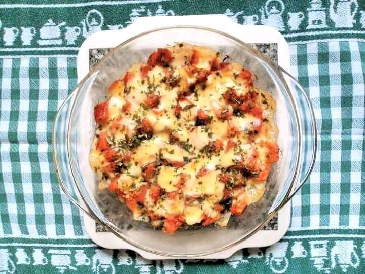 Zapiekanka ryżowa z pieczarkami i pomidorami Zapiekanka ryżowa z pieczarkami i pomidorami