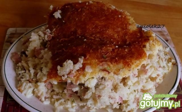 Zapiekanka ryżowa z pieczarkami i szynką Zapiekanka ryżowa z pieczarkami i szynką