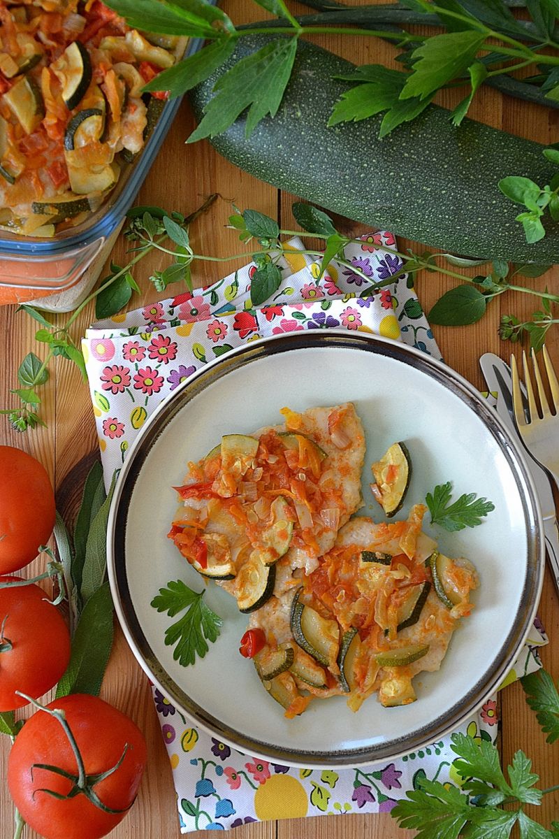 Zapiekanka schab z leczo  Zapiekanka schab z leczo