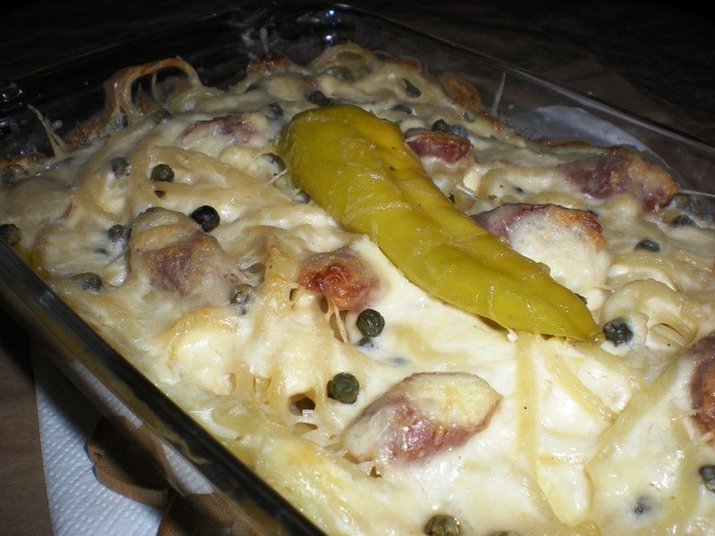 Zapiekanka spaghetti z sosem serowo-pieprzowym