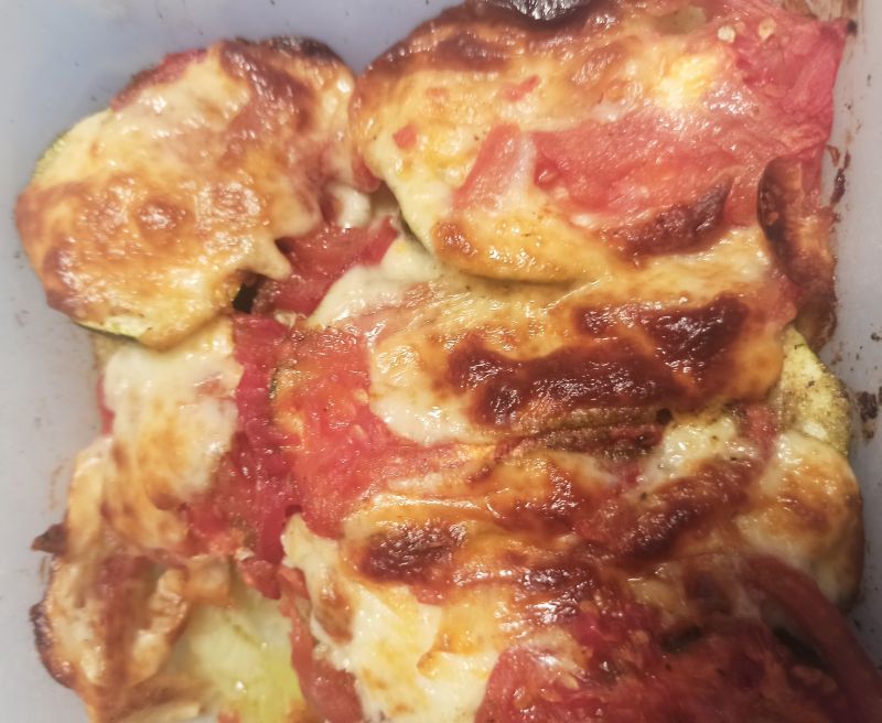 Zapiekanka warzywna z mozzarellą Zapiekanka warzywna z mozzarellą