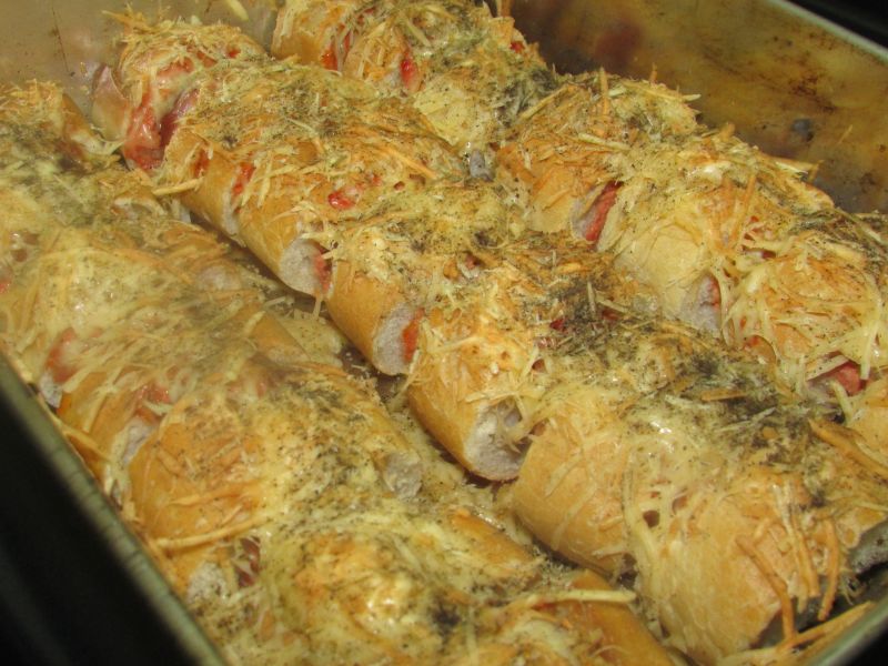 Zapiekanka z bagietek Zapiekanka z bagietek