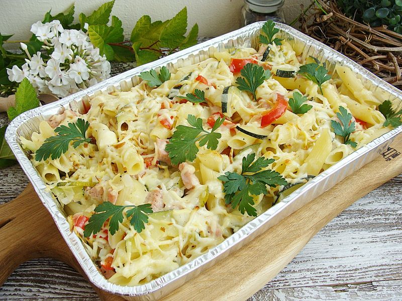 Zapiekanka z cukinią i penne  Zapiekanka z cukinią i penne