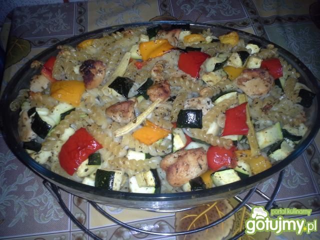 Zapiekanka z cukinii i kurczaka Zapiekanka z cukinii i kurczaka