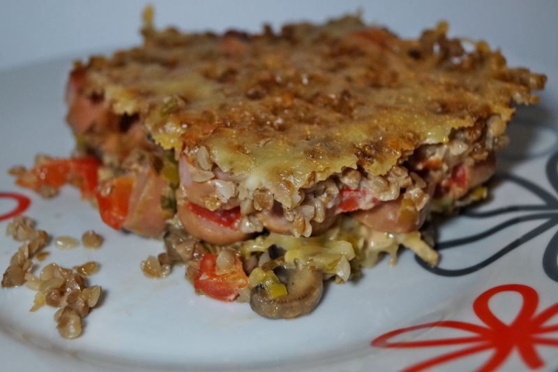 Zapiekanka z kaszą gryczaną Zapiekanka z kaszą gryczaną