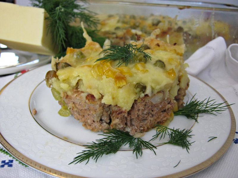 Zapiekanka z klopsikami i ziemniakami Zapiekanka z klopsikami i ziemniakami